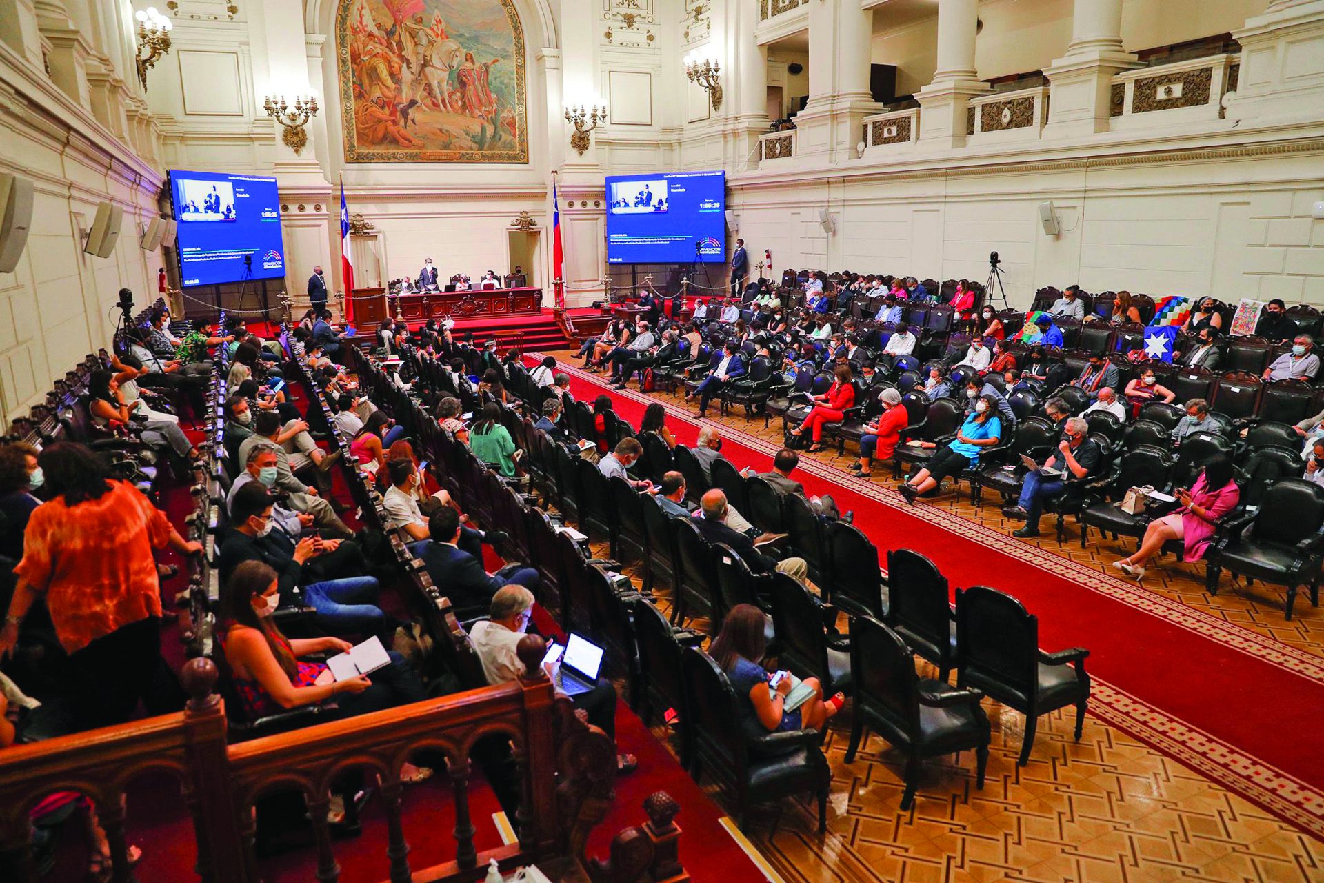 Chile. Mais de 70 deputados vão ter de &#8216;doar&#8217; cabelo para análises de droga