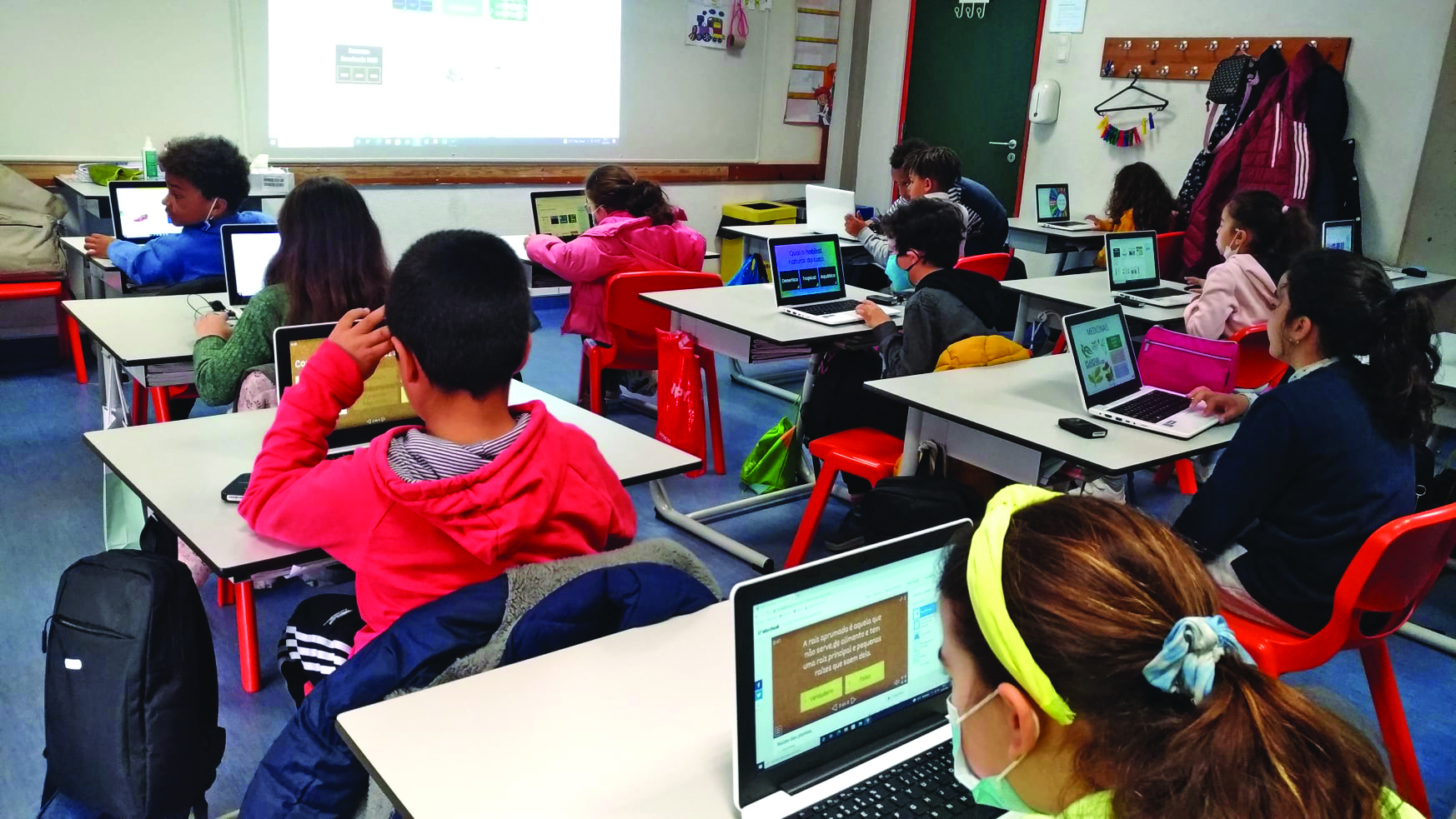 Escolas já receberam mais de um milhão de computadores