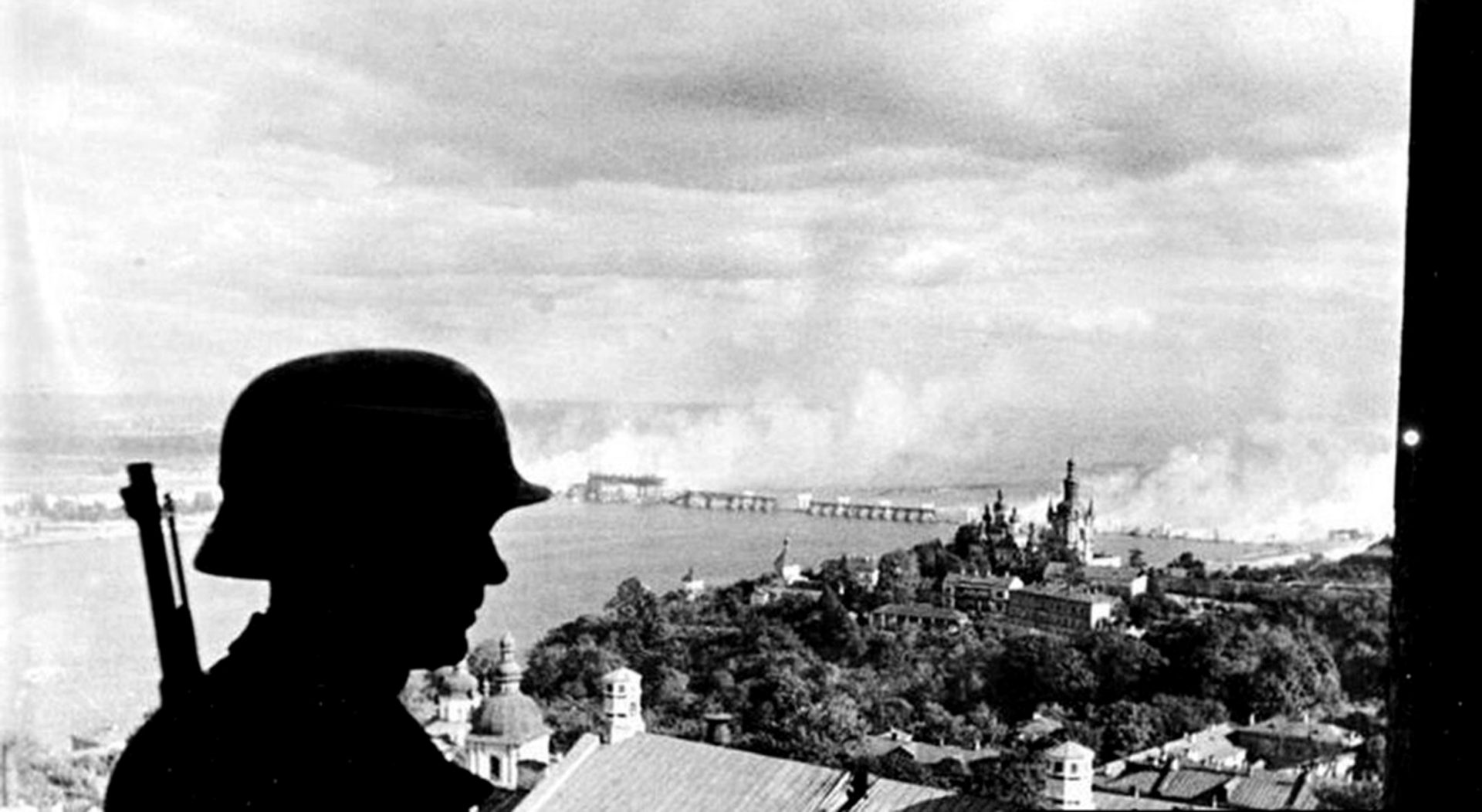 27 de Setembro de 1941. O aniquilamento das forças russas cercadas a leste de Kiev