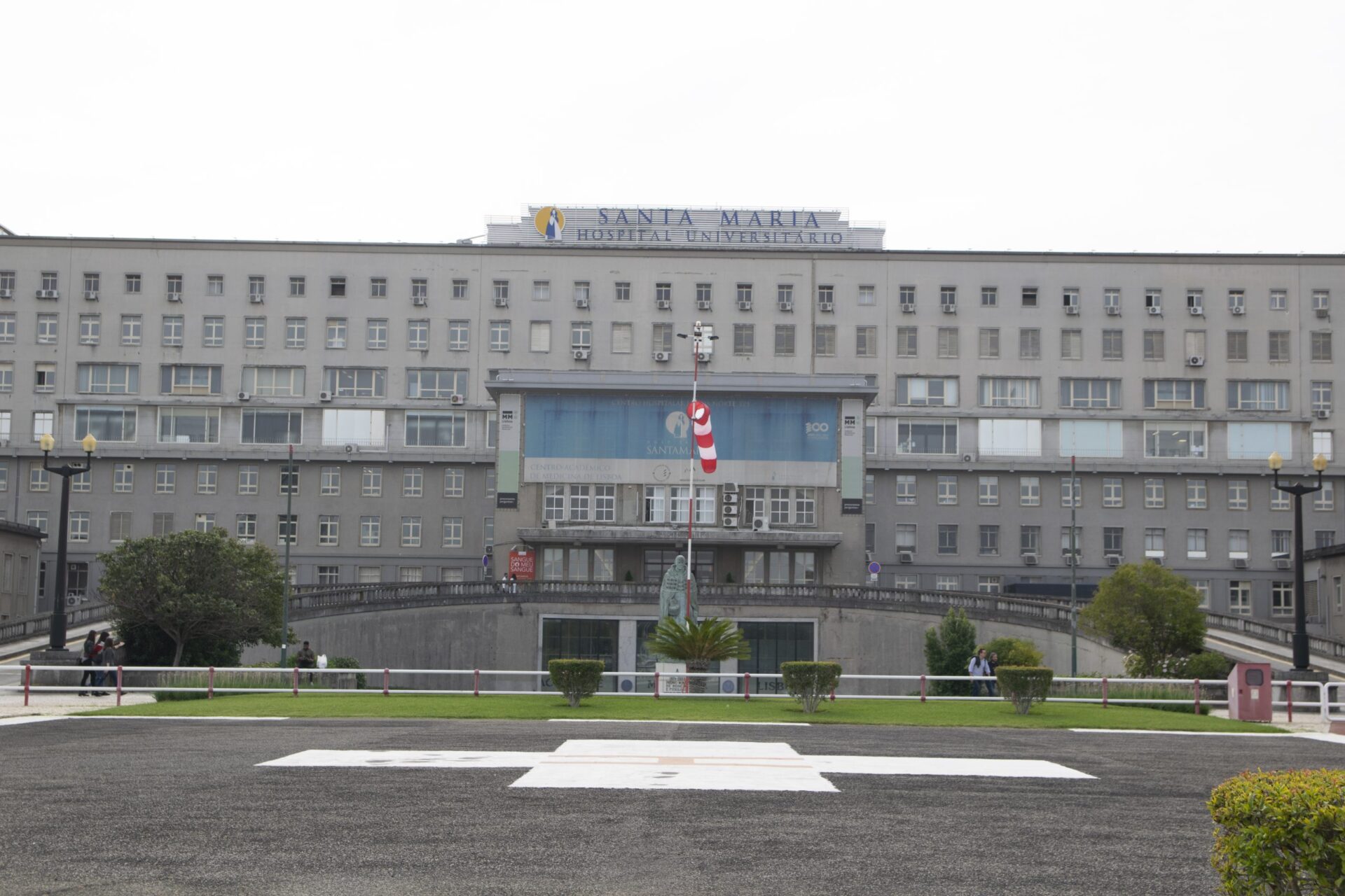 Chefes da urgência de obstetrícia do Hospital Santa Maria apresentam demissão