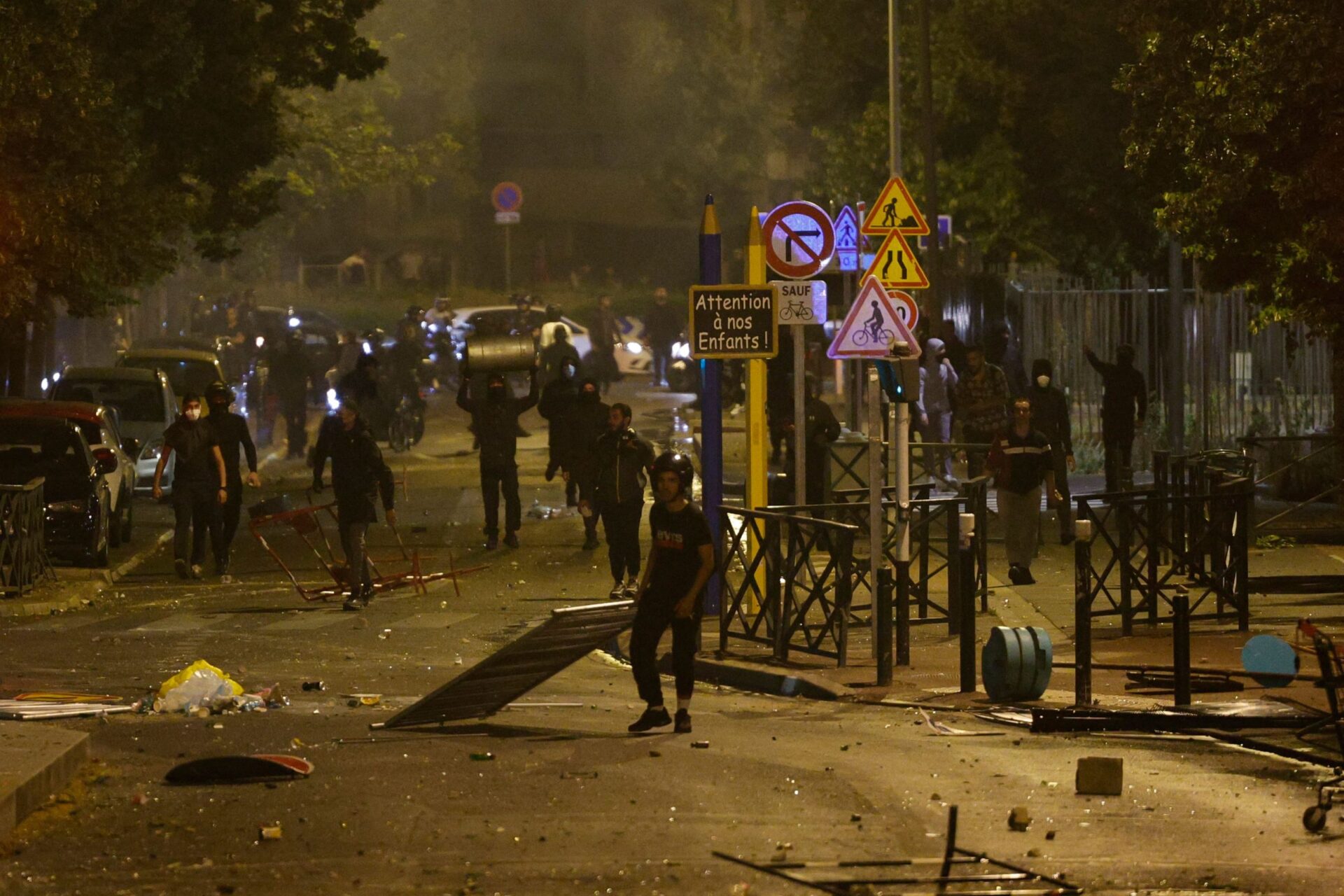 150 detidos na segunda noite de violência em França