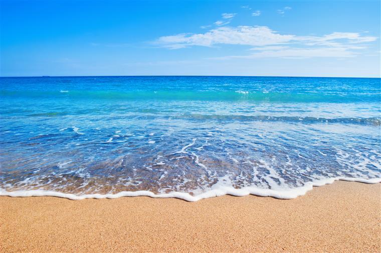 Dez praias do litoral alentejano vão disponibilizar transportes públicos gratuitos