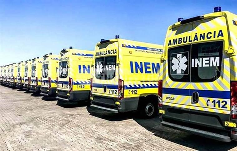 Ambulância de Foz Côa parada este domingo por falta de técnicos de emergência