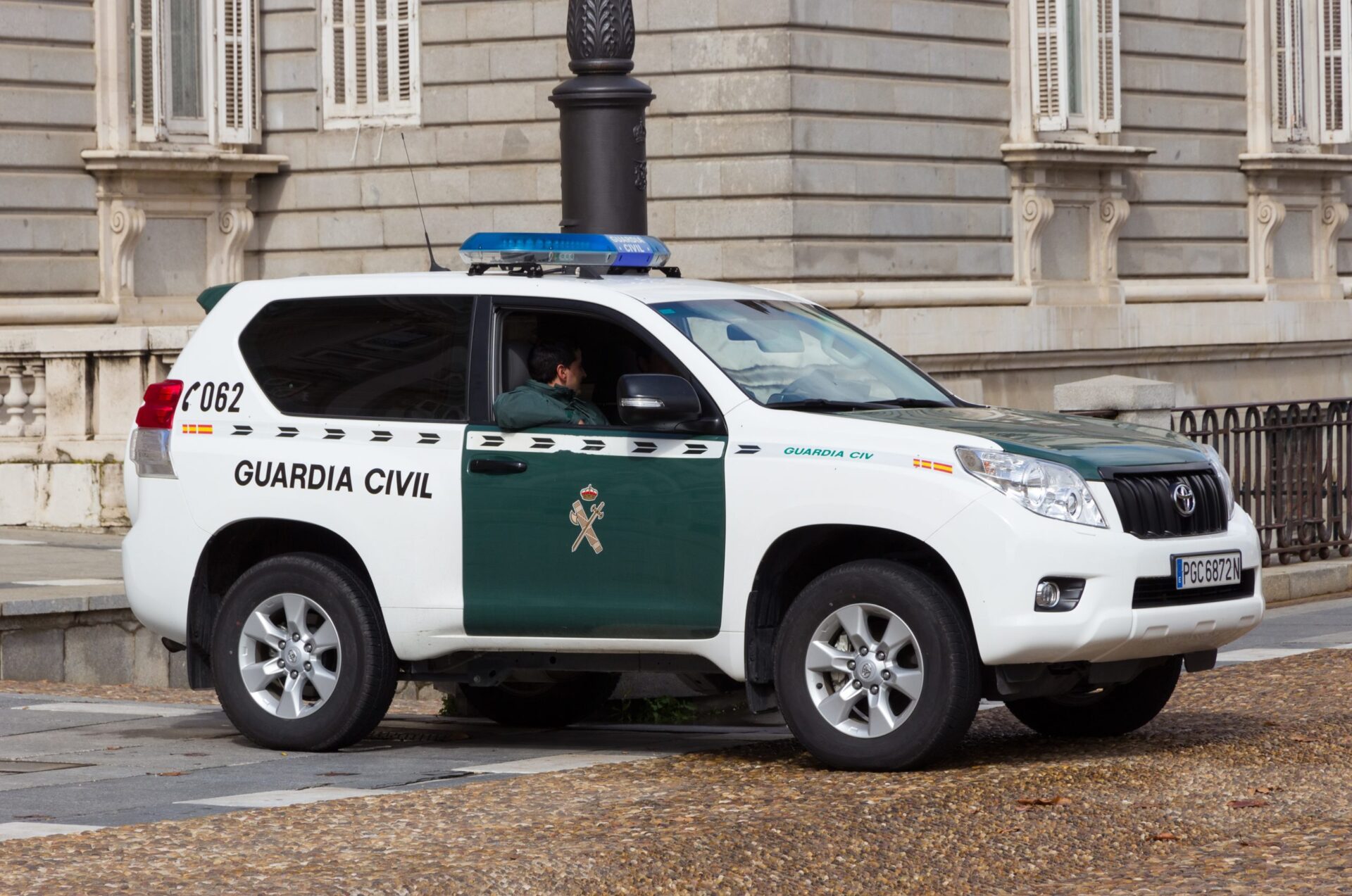 Guarda Civil detém dois portugueses e apreende mais de três quilos de canábis em Badajoz