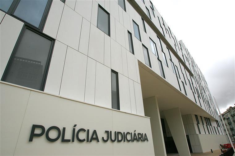 PJ deteve estrangeiro que abriu 15 contas bancárias em Portugal