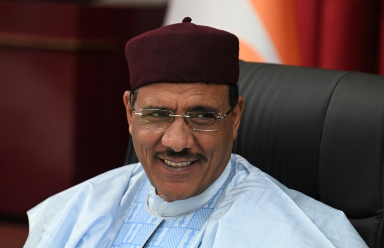 Presidente do Níger confirma tentativa de golpe
