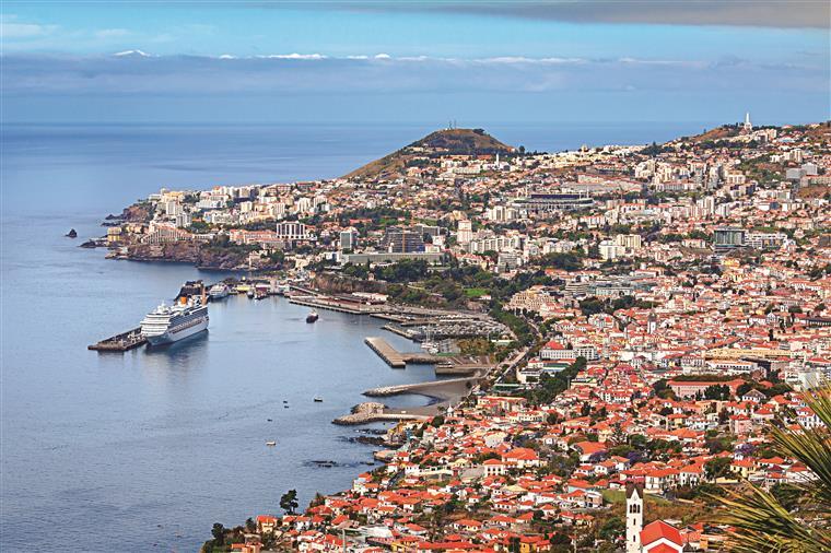 Eleições na Madeira marcadas para 24 de setembro