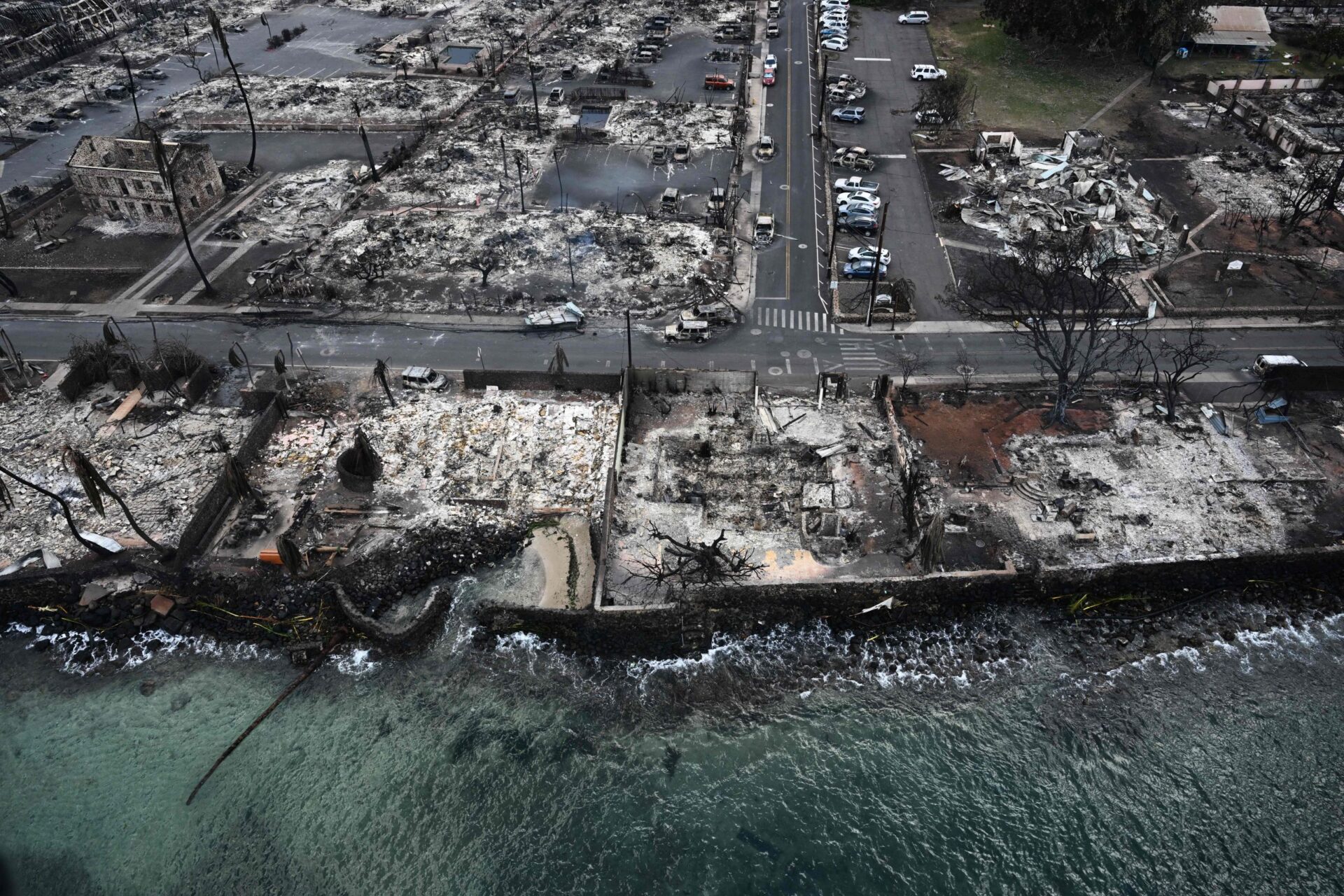 Número de vítimas mortais em incêndios no Havai sobe para 55