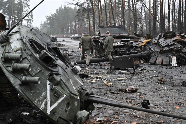 Bombardeamento russo mata seis pessoas em Kherson
