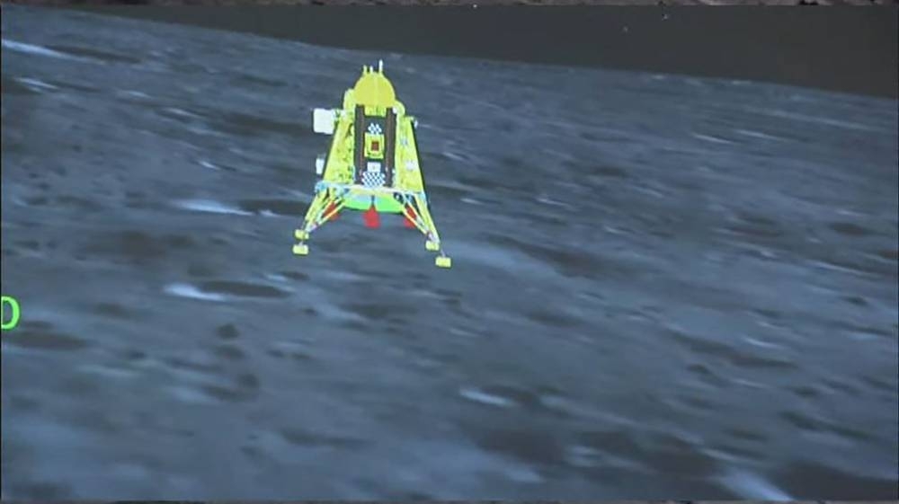 Índia é o primeiro país a colocar uma sonda no polo sul da superfície lunar