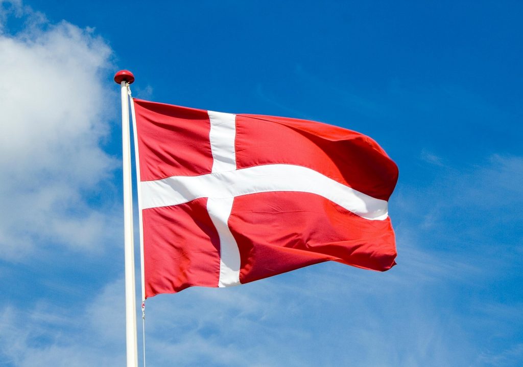 Dinamarca apresenta projeto de lei para proibir profanação do Corão