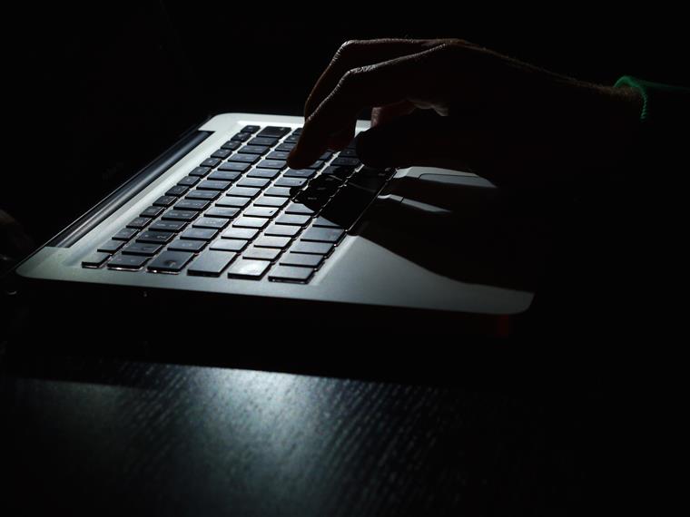Denúncias de cibercrime quase duplicaram o ano passado