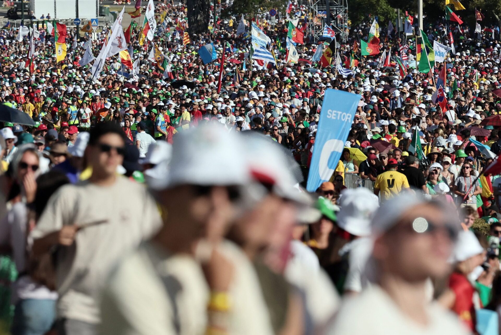 Cerca de 800 mil pessoas marcaram presença no Parque Eduardo VII para a JMJ