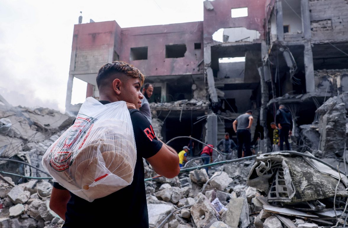 Número de deslocados chega quase aos 190 mil na Faixa de Gaza