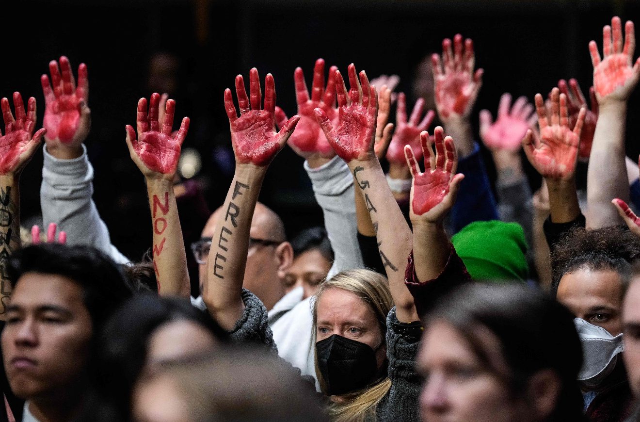 Manifestantes interrompem sessão no Congresso dos EUA: “Protejam as crianças de Gaza”