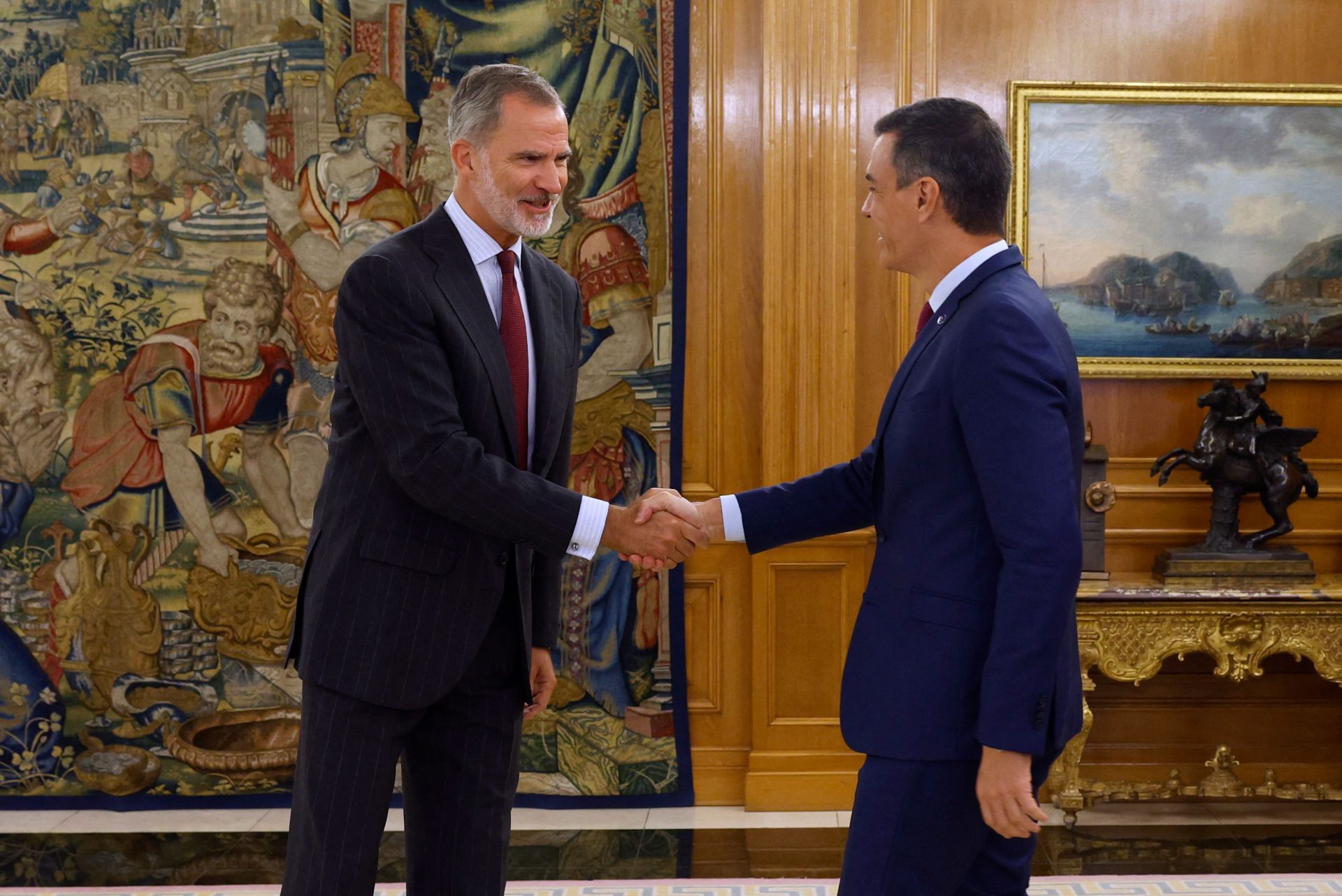 Rei de Espanha propõe investidura de Pedro Sánchez