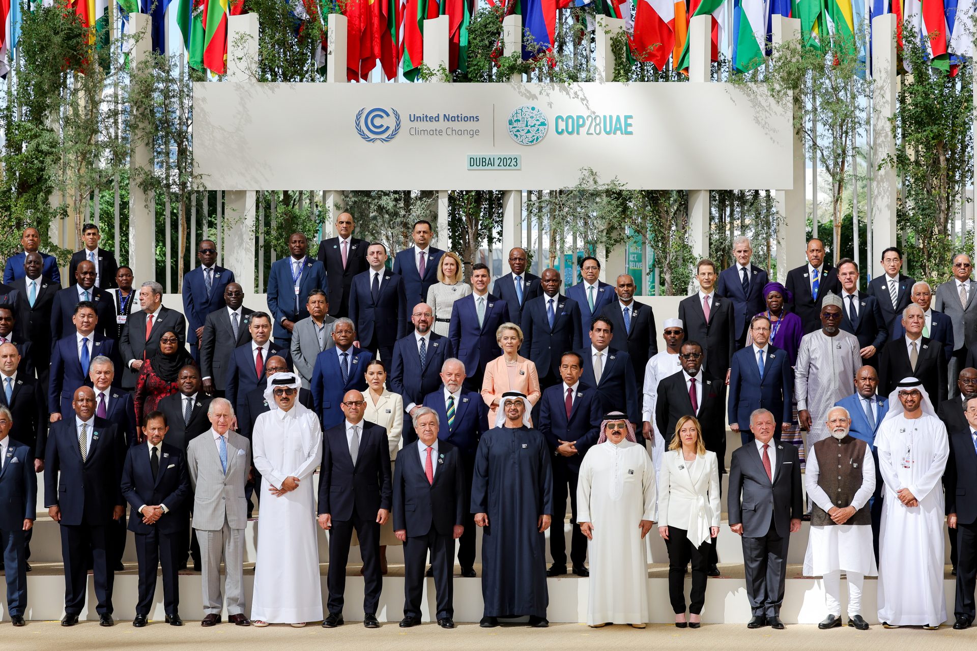 Foi aprovado compromisso histórico na COP28