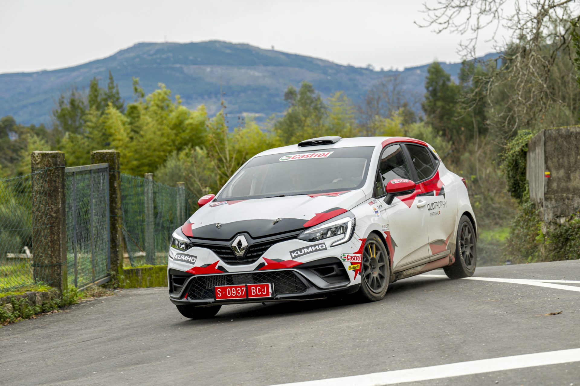 Renault lança troféu de ralis em Portugal