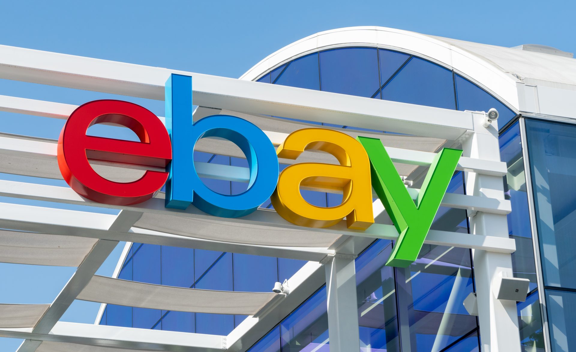 eBay despede um milhar de trabalhadores