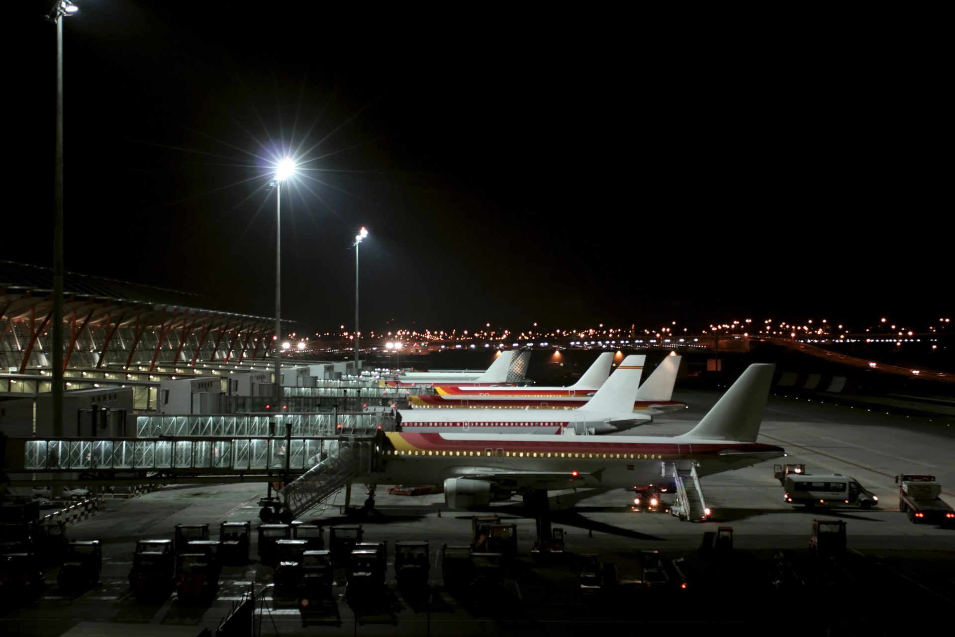 Aeroporto de Madrid vai aumentar capacidade