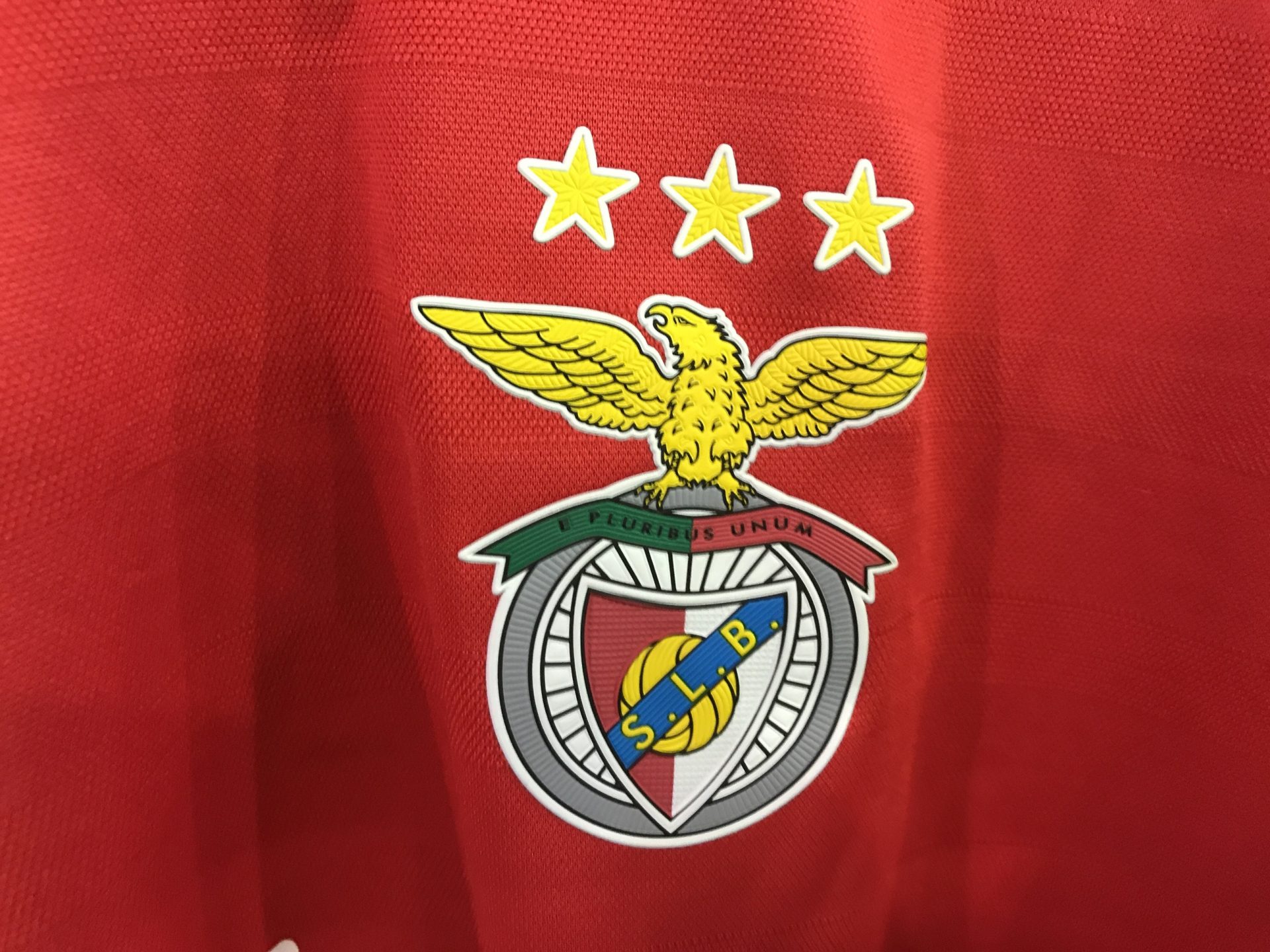 Jurásek saí emprestado do Benfica para Hoffenheim