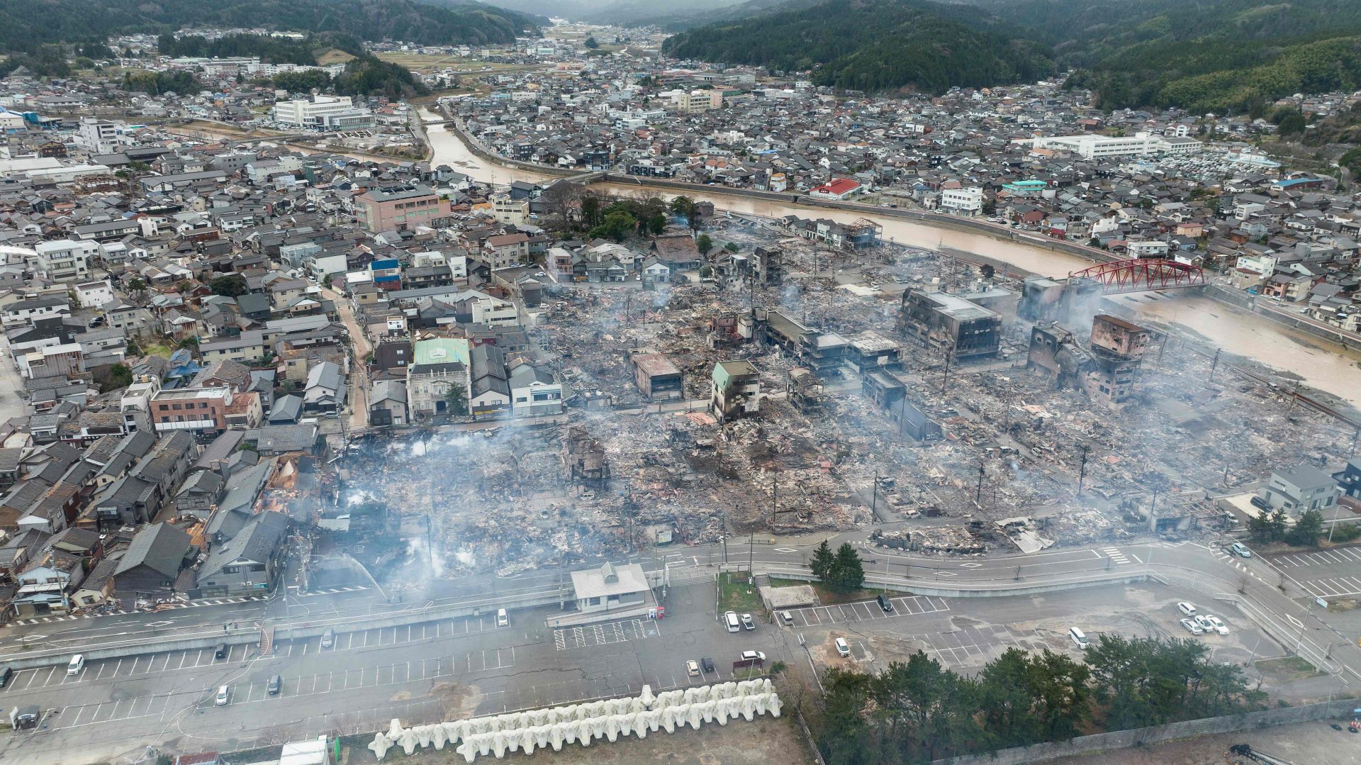 62 mortos no terramoto no Japão