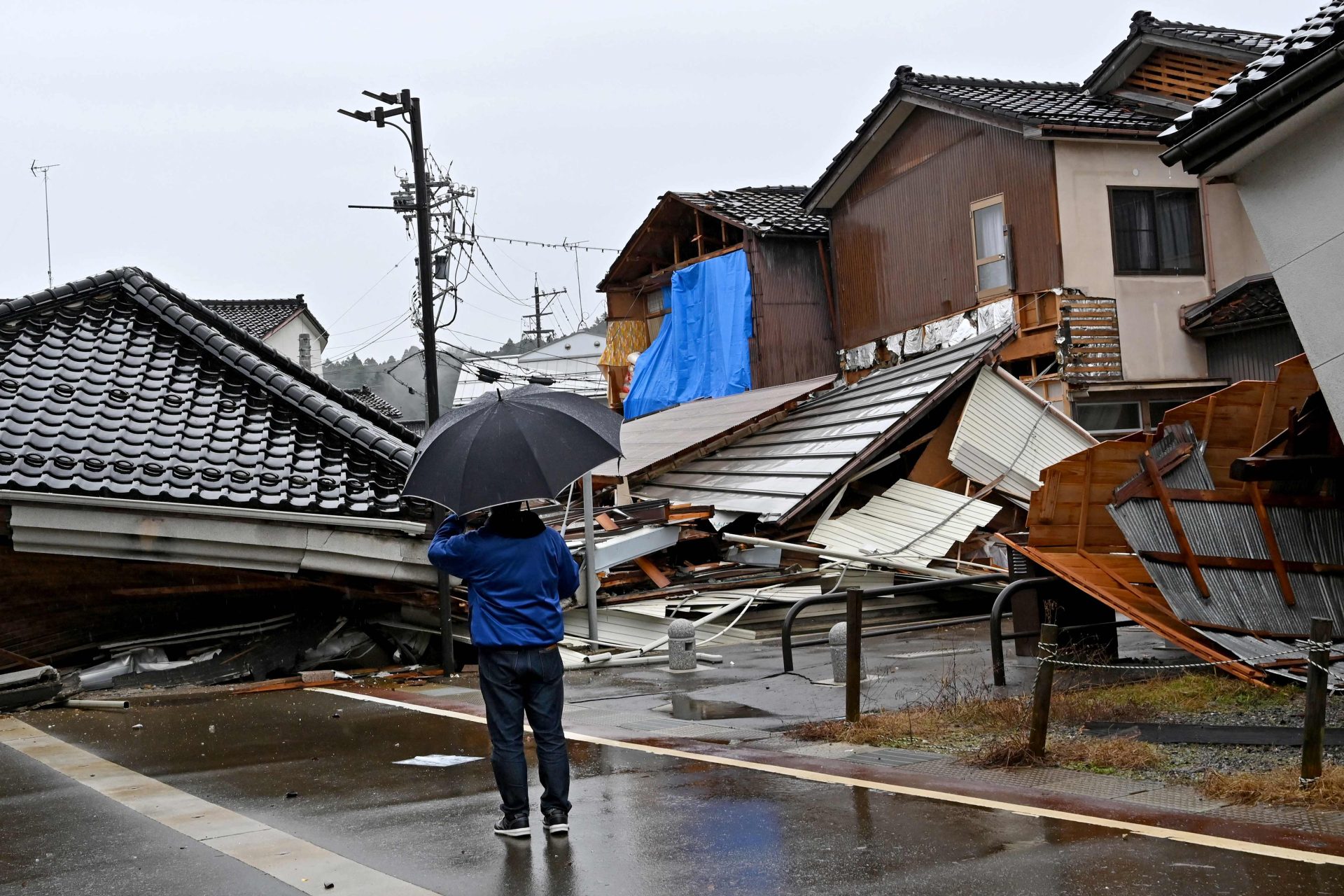 Aumentou para 73 o número de mortes no sismo no Japão