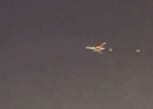 Avião Boeing 747-8 aterra de emergência em Miami após falha no motor