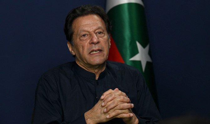 Ex-primeiro-ministro do Paquistão condenado a mais 10 anos de prisão