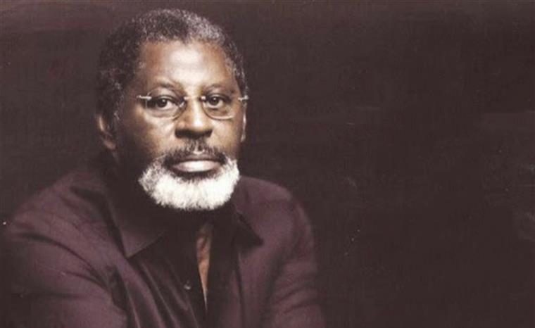 Morreu Ruy Mingas, político, poeta e músico angolano