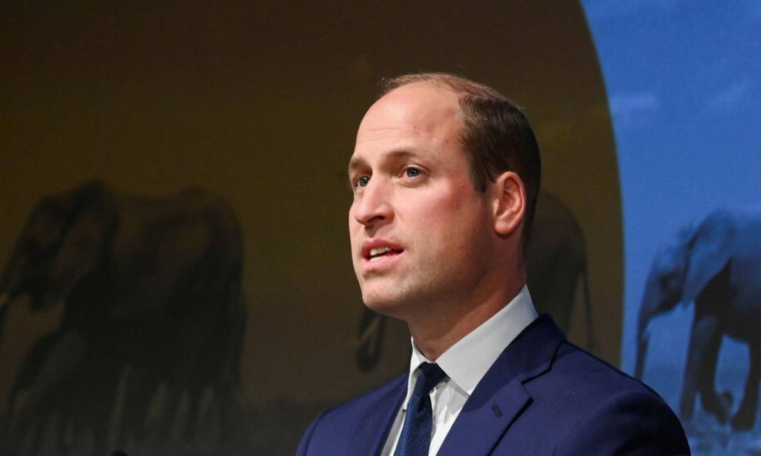 Príncipe William abandona evento fúnebre devido a motivos pessoais