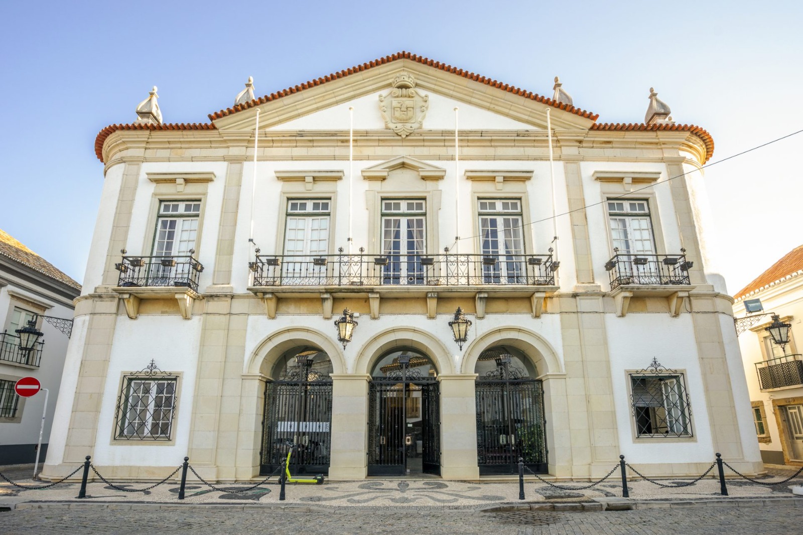 Câmara de Faro apresenta medidas de redução de consumos de água