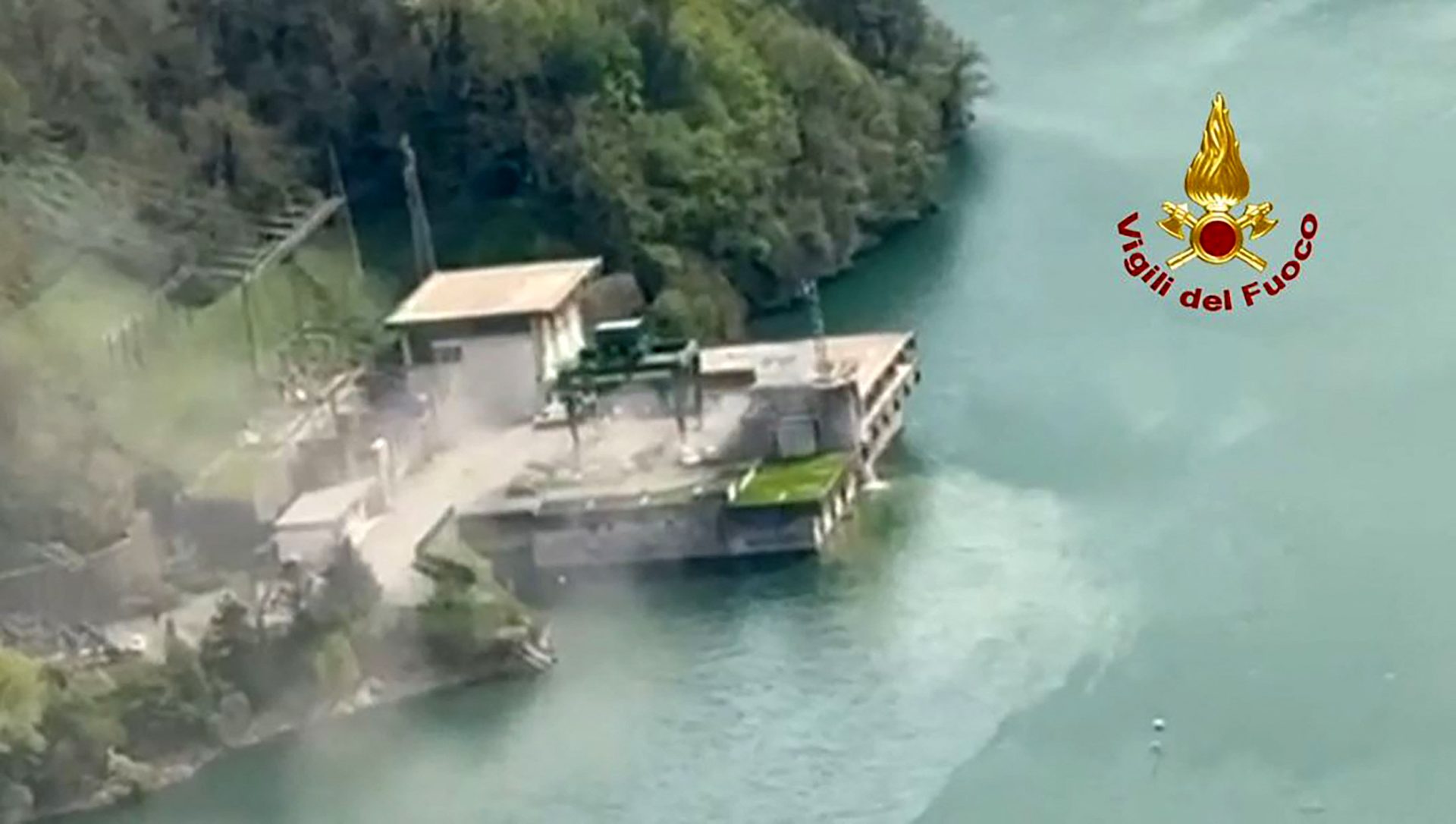 Vários mortos e feridos em explosão em central hidroelétrica em Bolonha