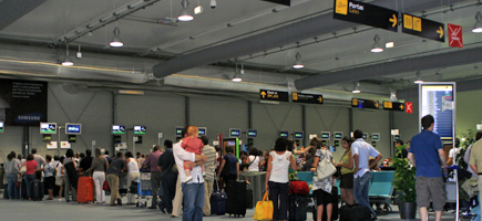 Mais passageiros nos aeroportos portugueses