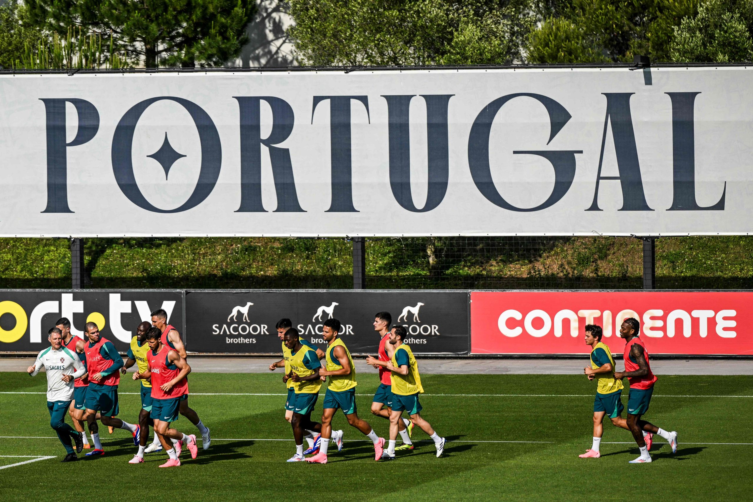 Portugal desce dois lugares no ranking da FIFA