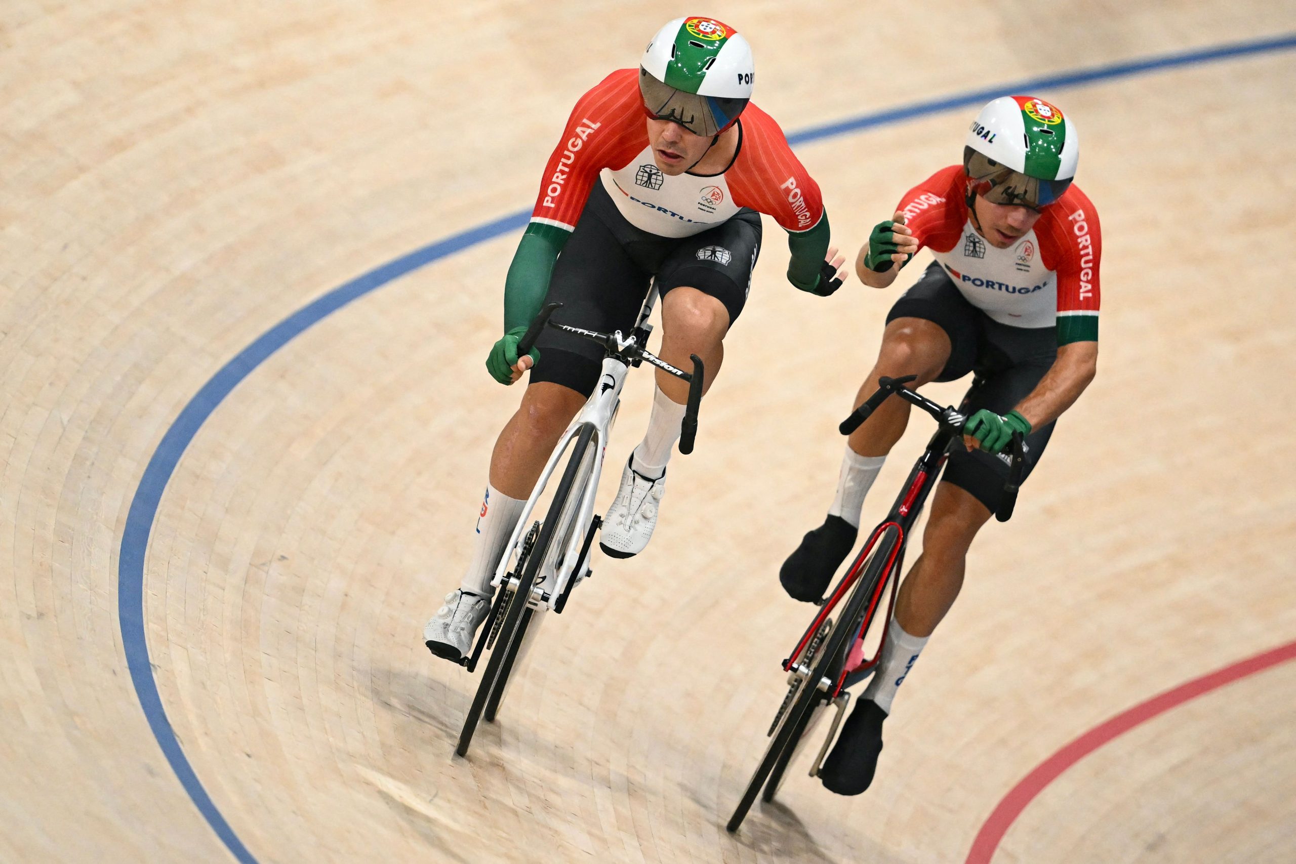 Ciclistas Iúri Leitão e Rui Oliveira conquistam medalha de ouro