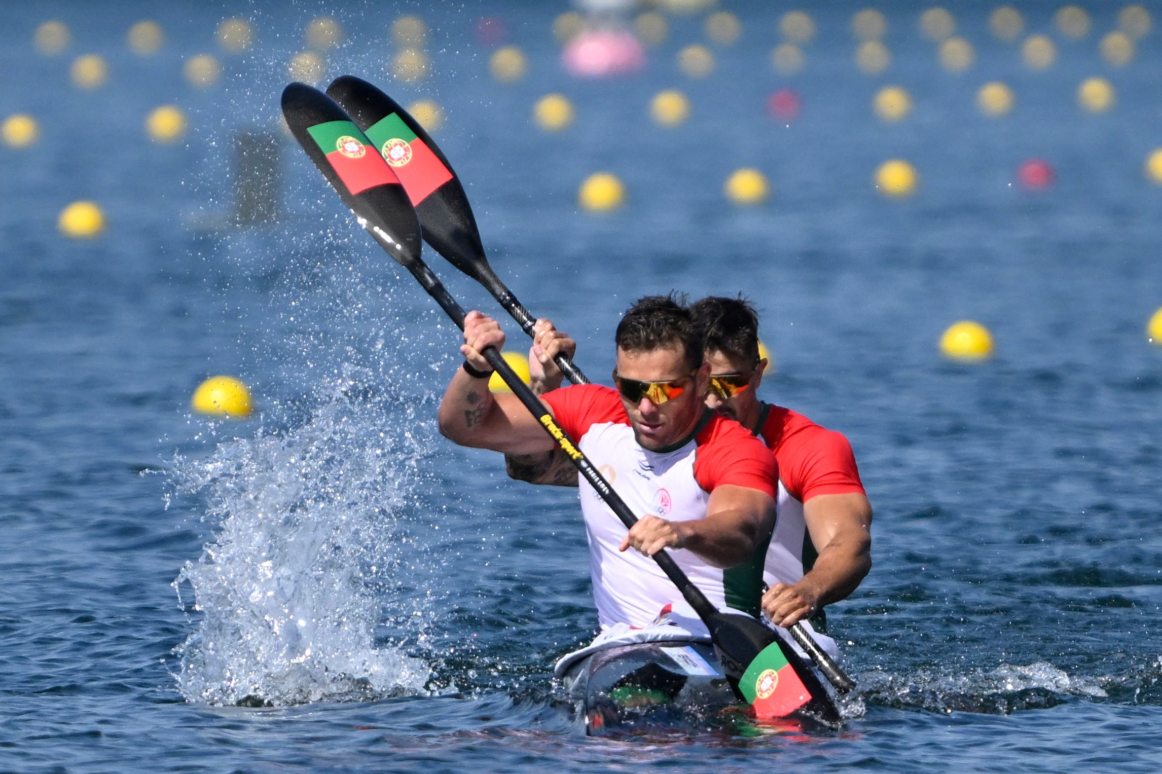 João Ribeiro e Messias Baptista apurados para as meias-finais de K2 500