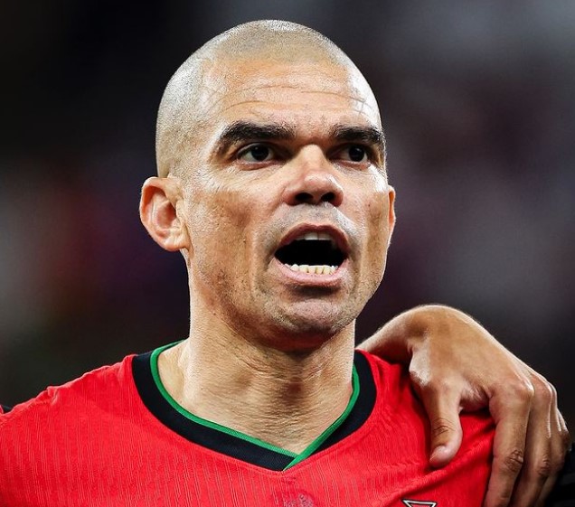 Pepe anuncia fim de carreira aos 41 anos