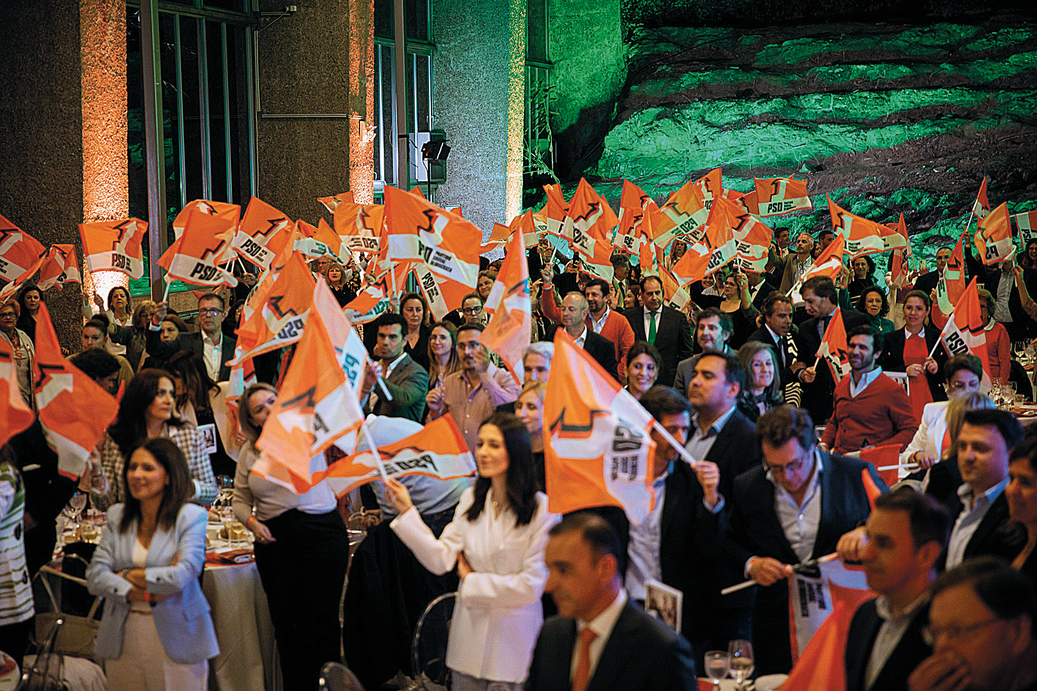 Um congresso para mostrar força