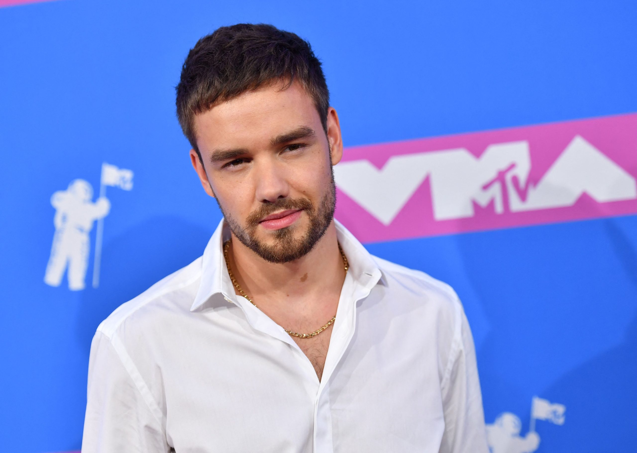 Liam Payne. Sucesso, depois álcool, drogas e uma varanda…