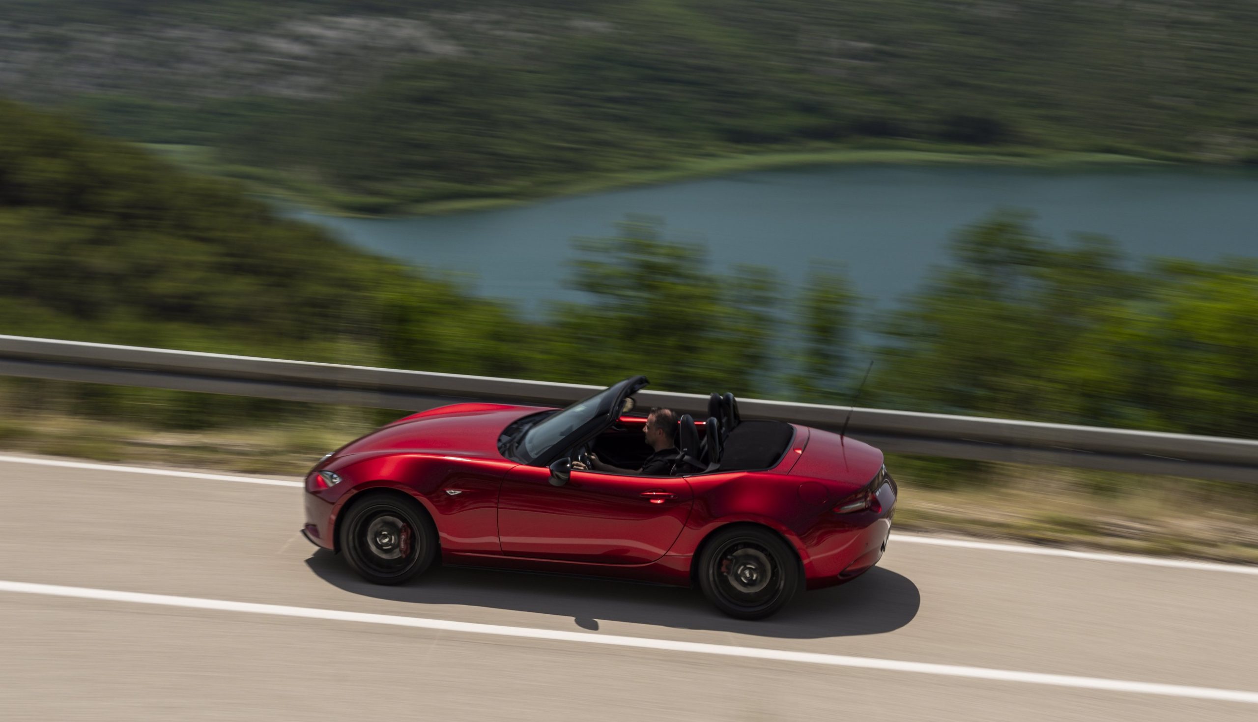 Mazda MX-5 para quem gosta de conduzir