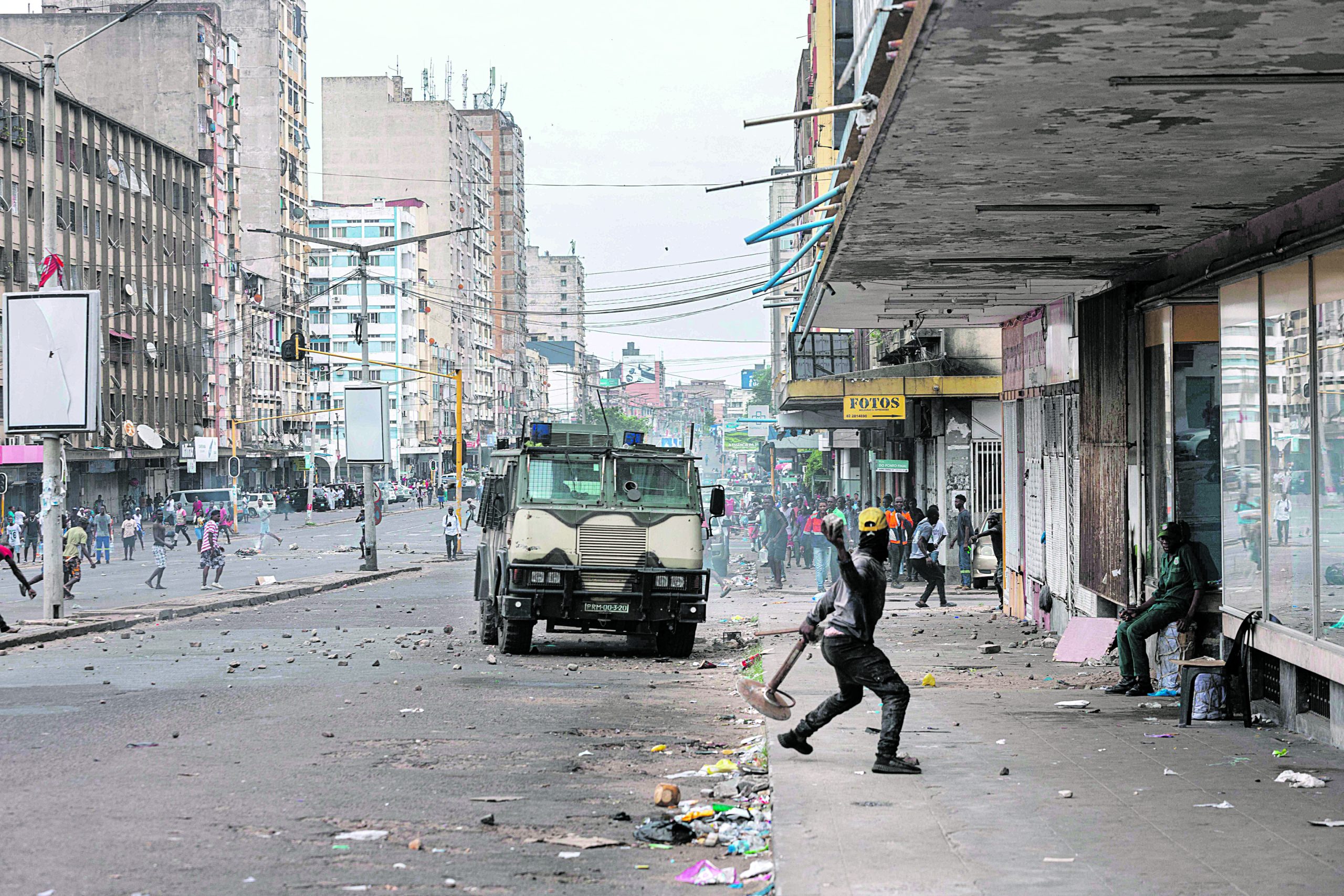 O caos saiu à rua em Moçambique e ninguém estava a salvo