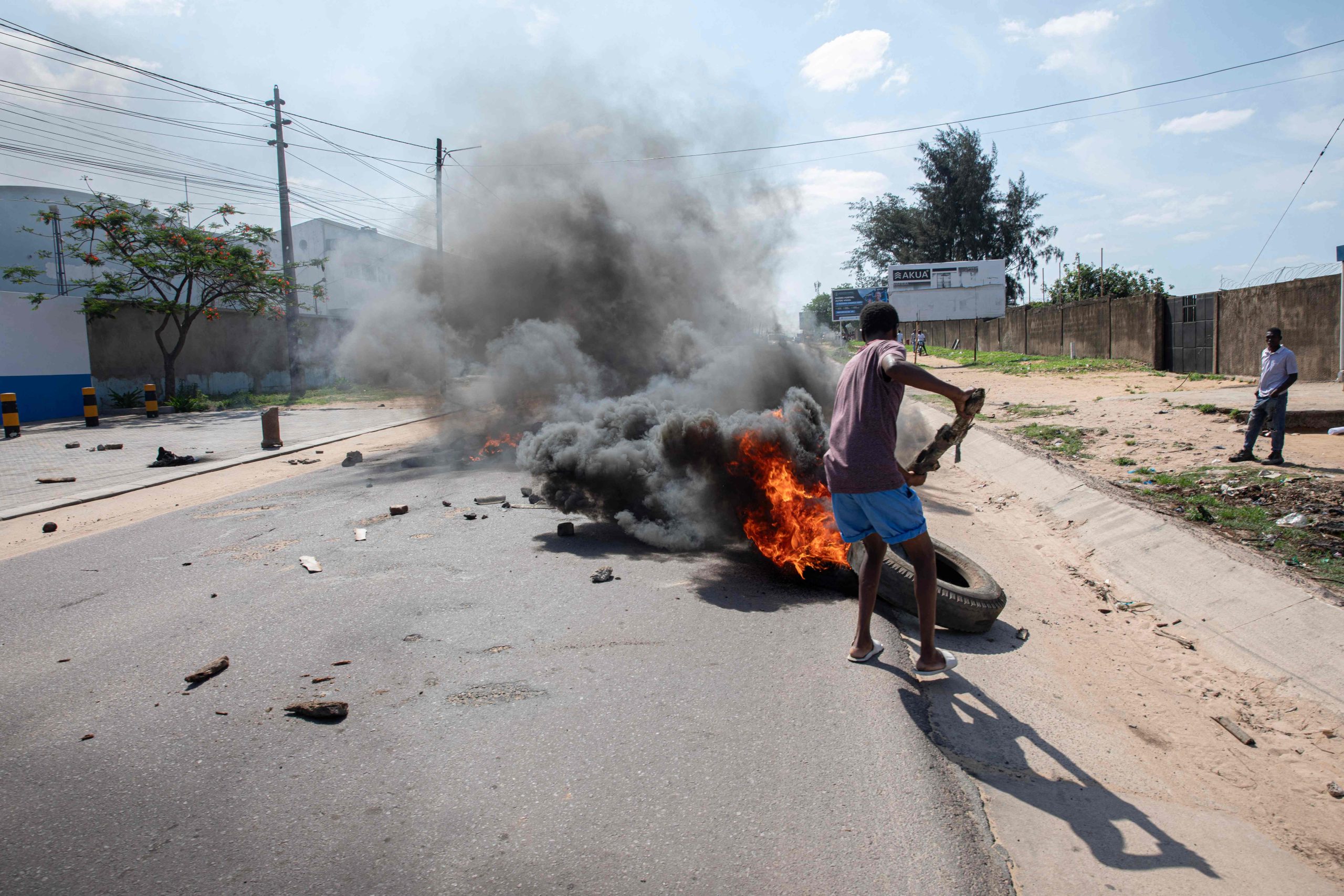 UNITA apresenta proposta de resolução para a crise institucional em Moçambiqur