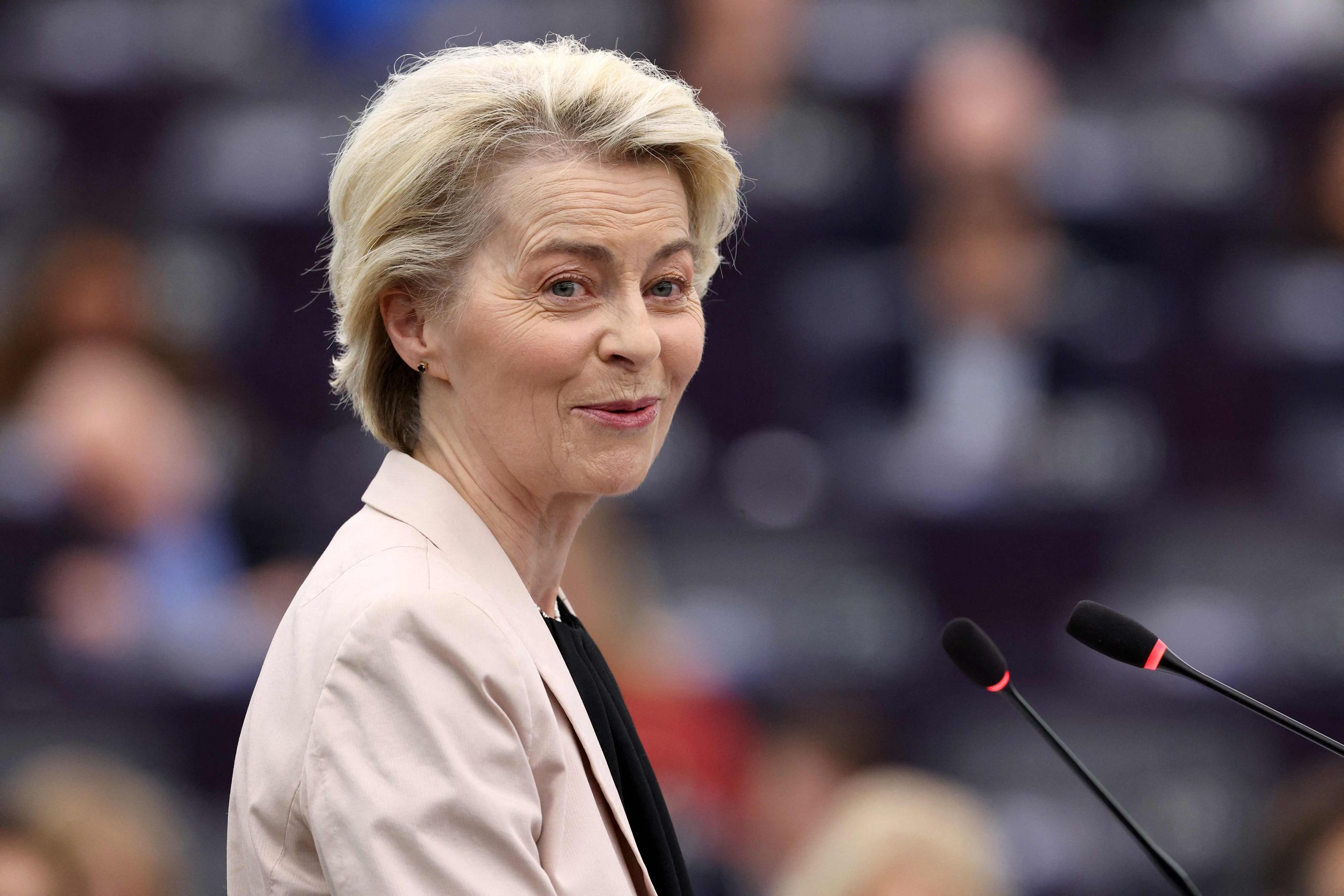 Composição da Comissão Europeia de von der Leyen aprovada sem surpresas