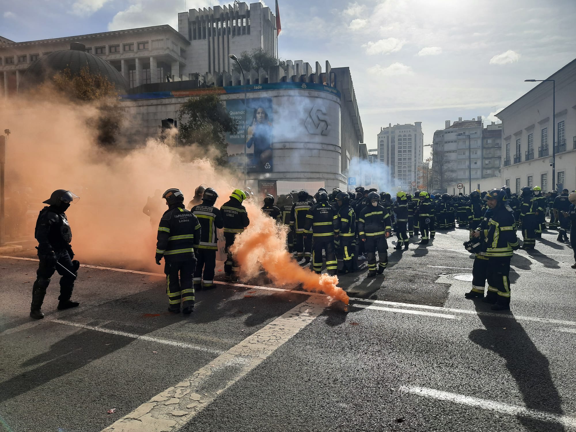 Greve e manifestação dos Bombeiros Sapadores a 15 de janeiro