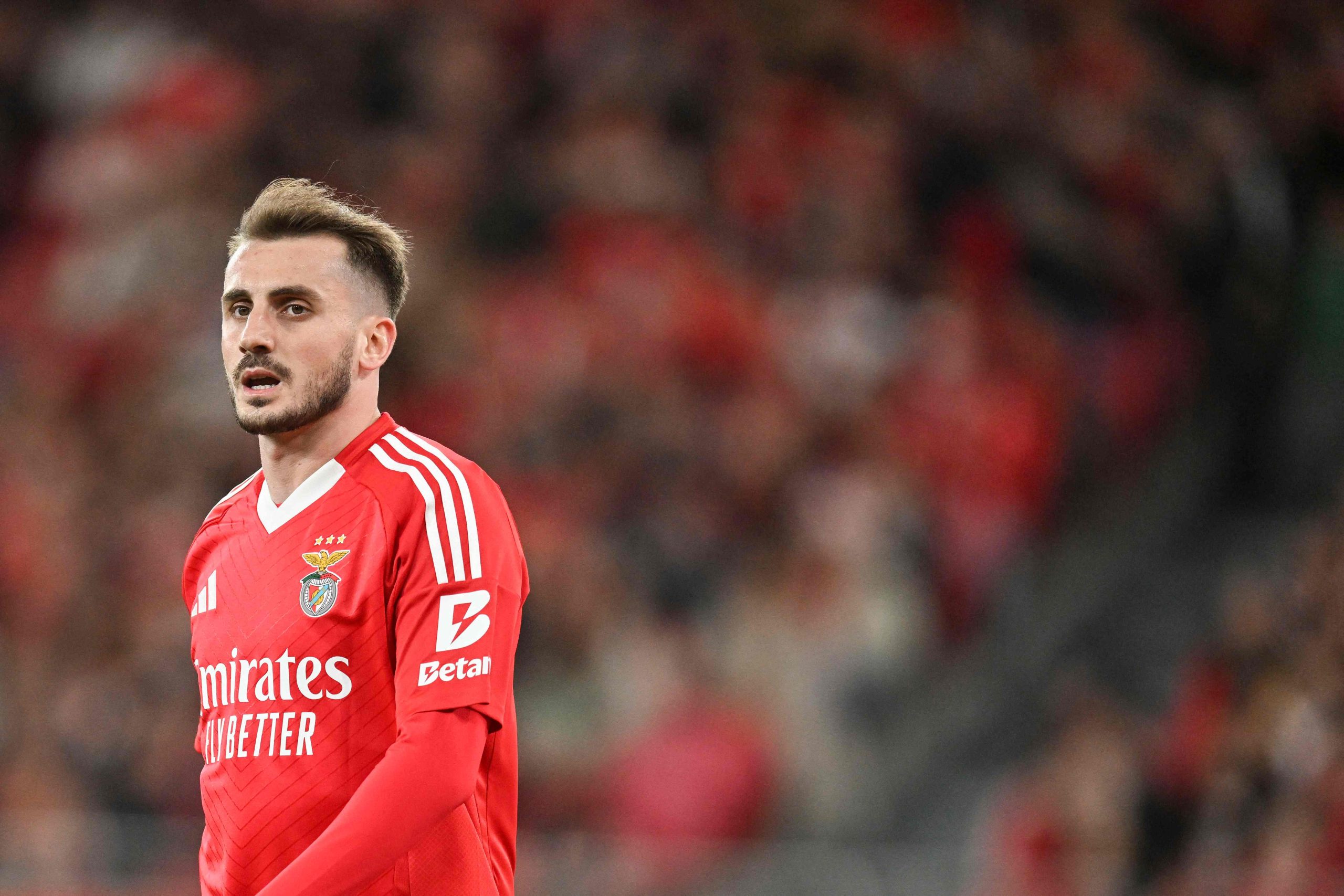 Benfica vence Vitória de Guimarães por 1-0