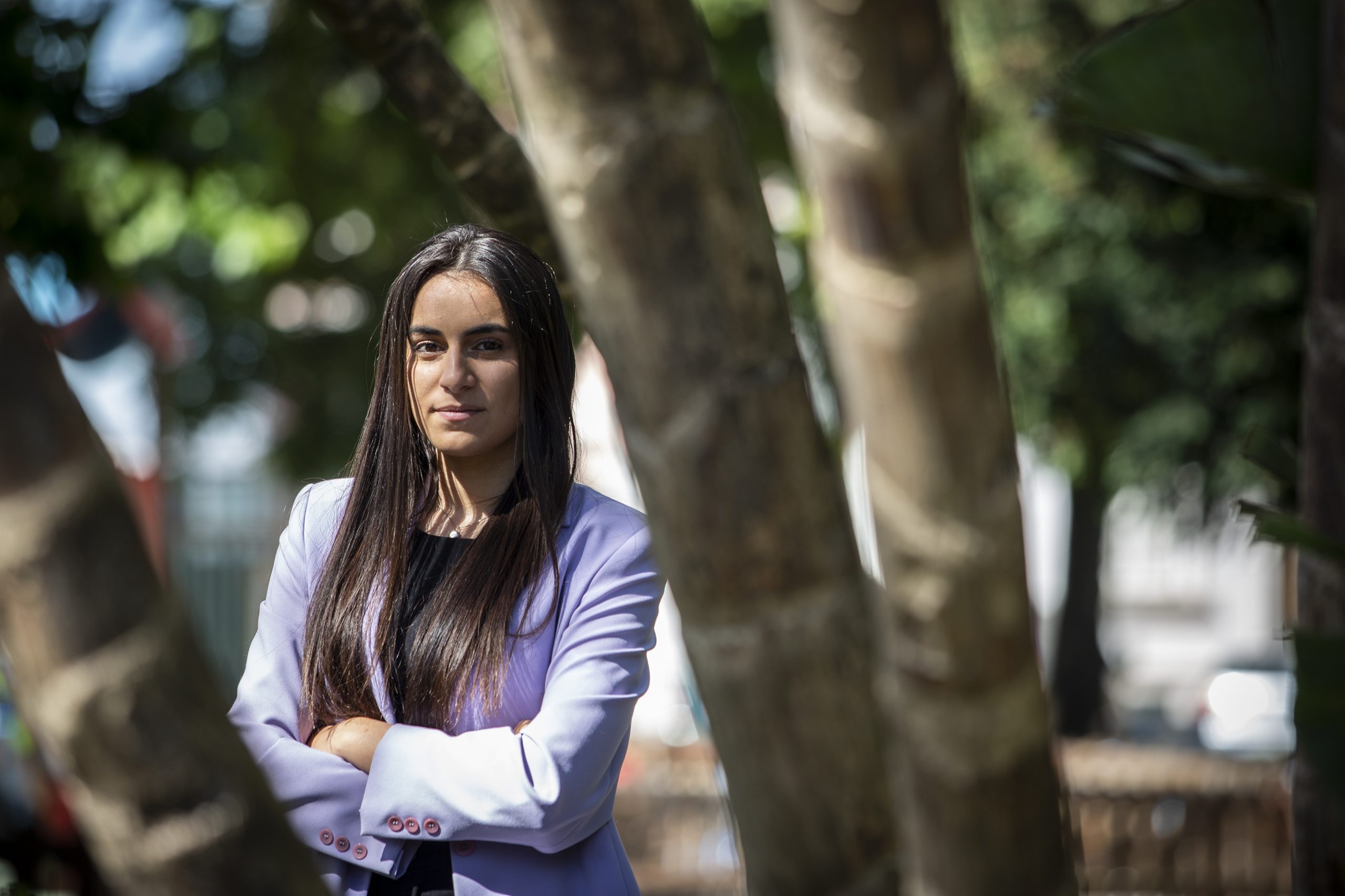 Jovens mulheres lideram na política