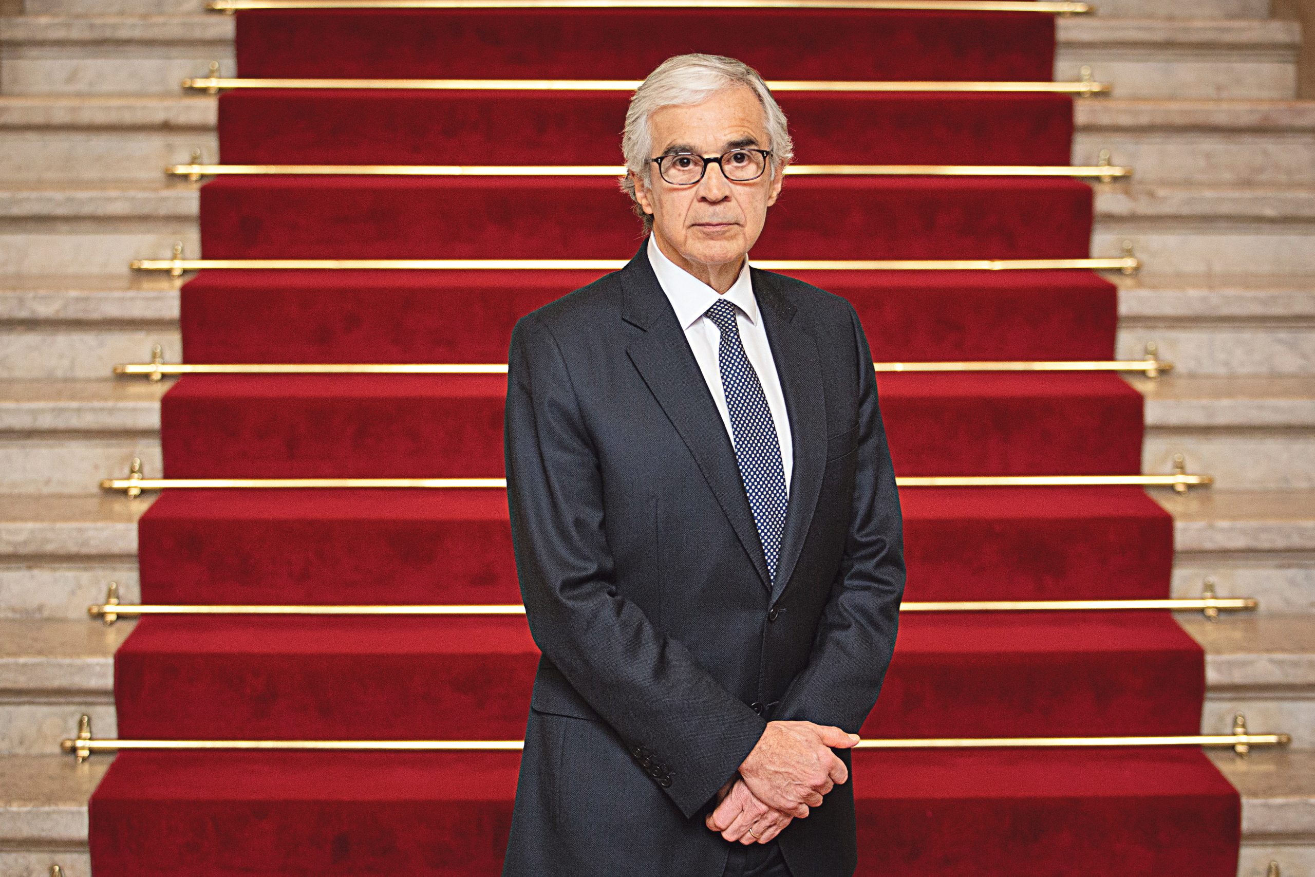 Aguiar-Branco appeals to the approval of the confidence motion