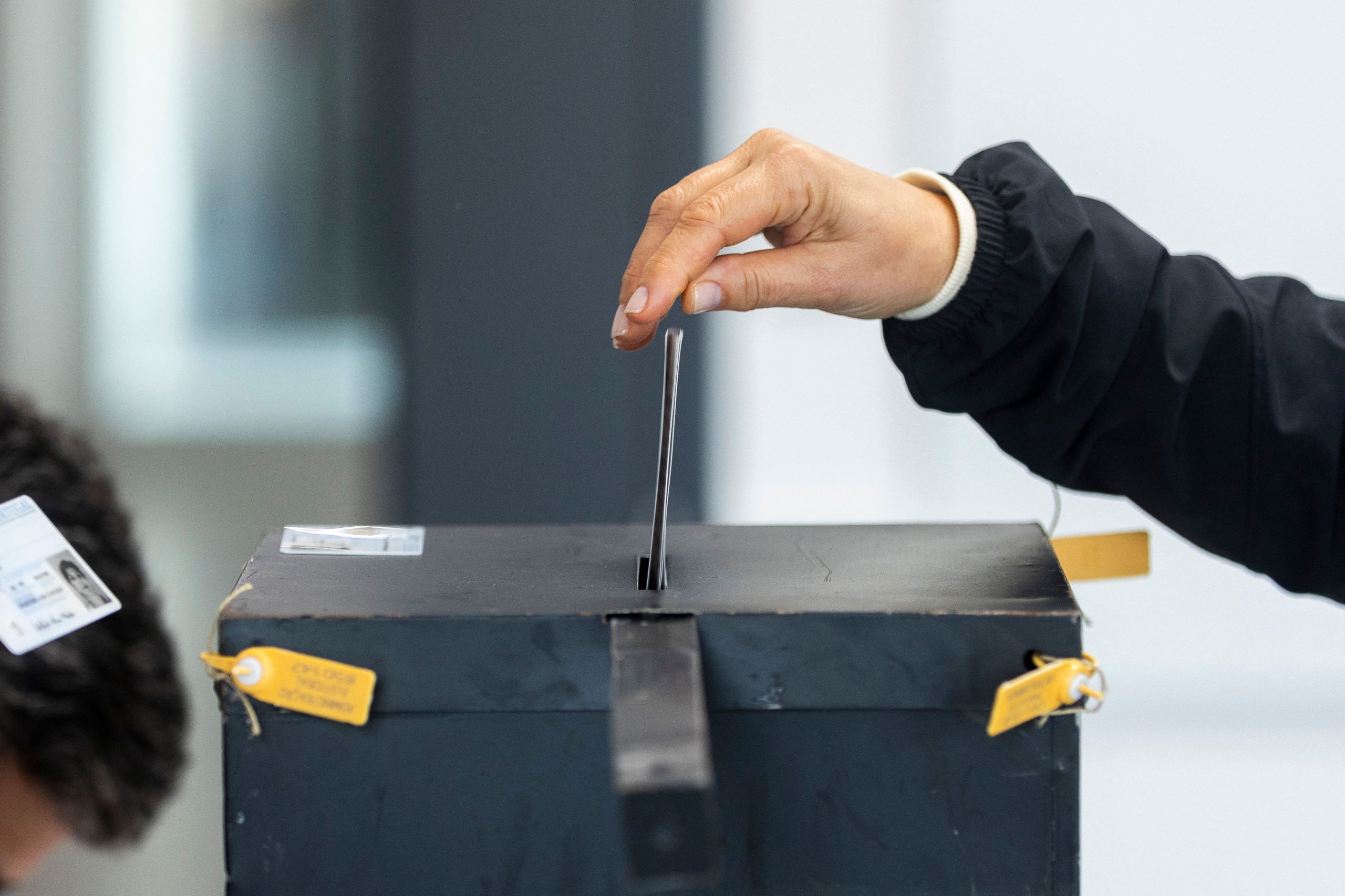 Parties want to save in the campaign, while arriving budget