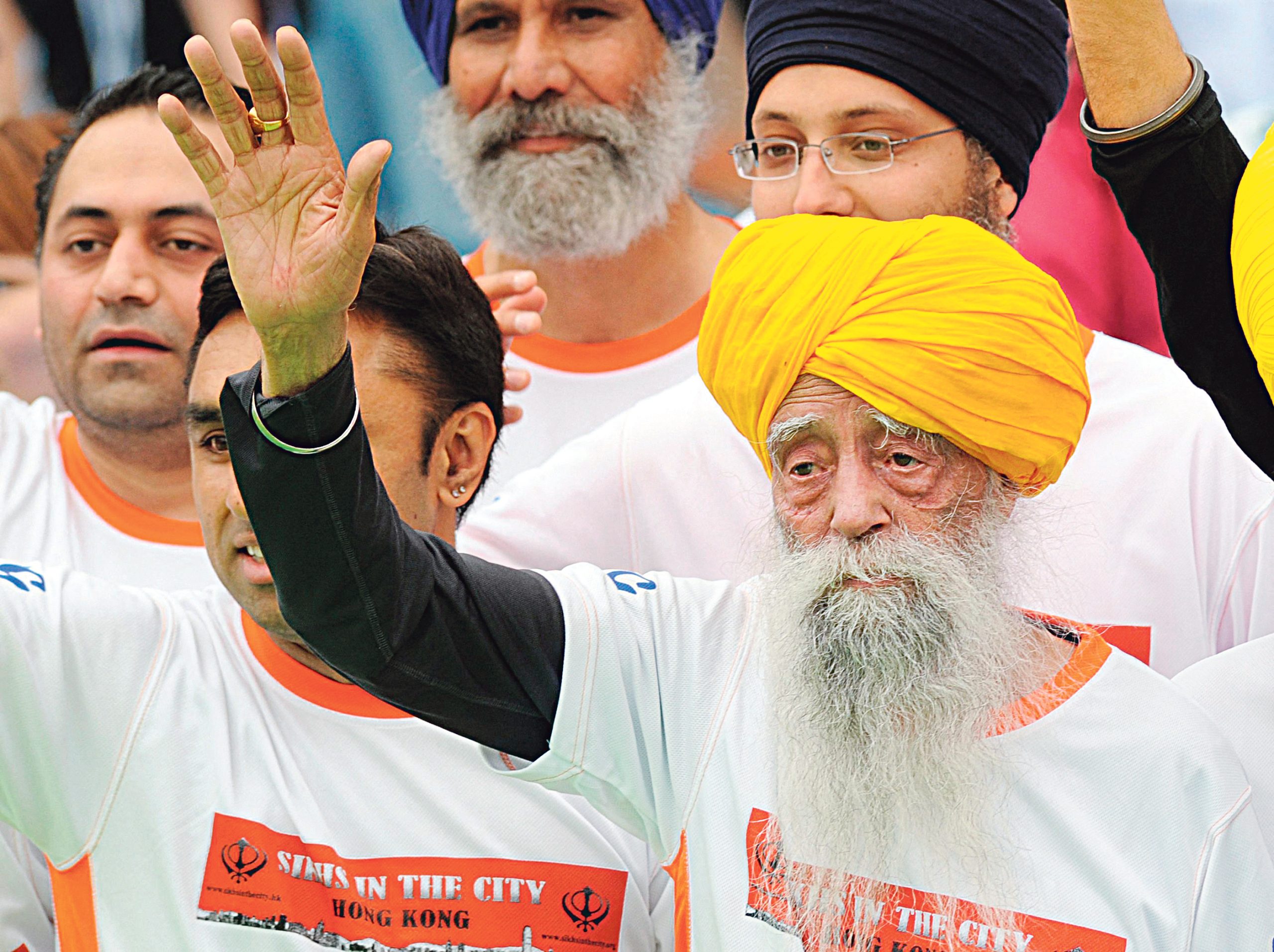 Fauja Singh. O Tornado de Turbante que correu contra o luto